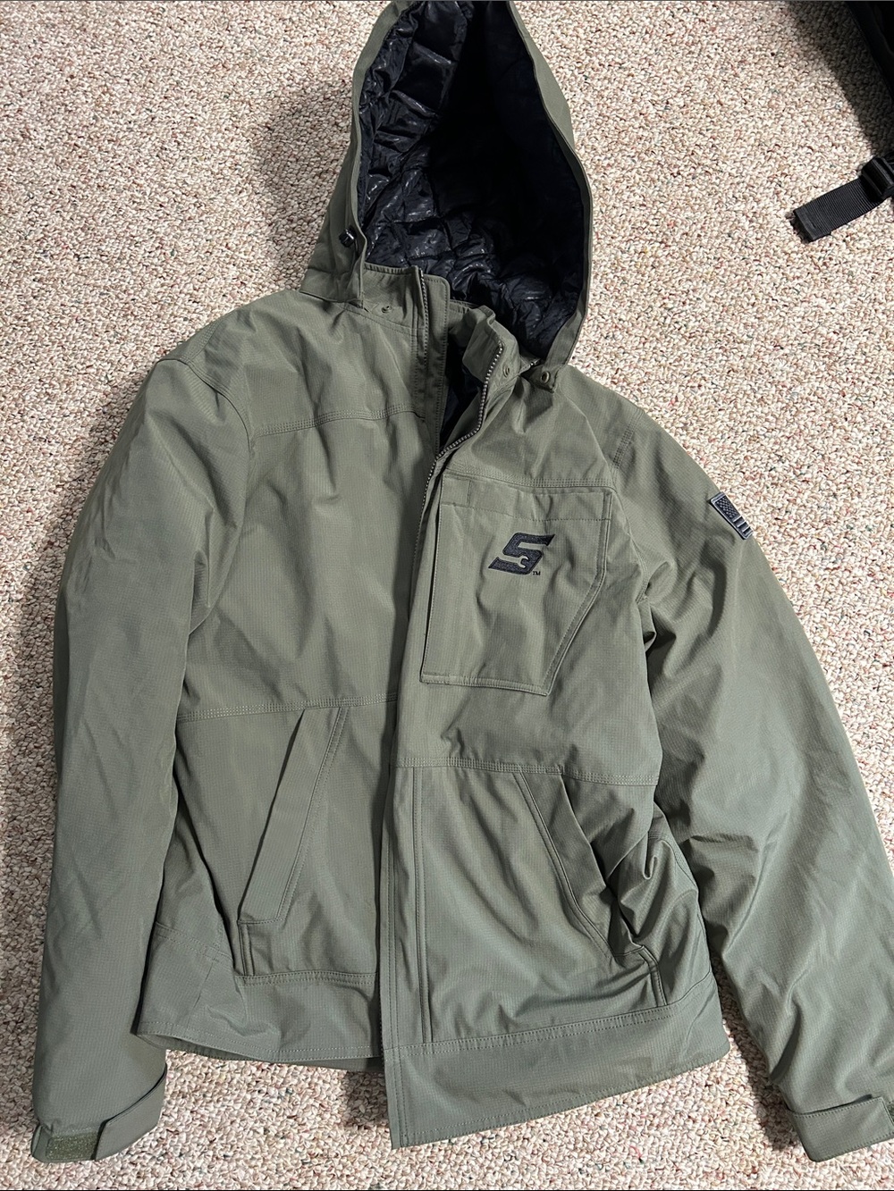 Snap on Green Hooded Puffer Jacket with Quilted Black Lining